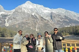 Nhiều tour xuất ngoại ‘cháy hàng’ trước nghỉ lễ 30-4 cả tháng